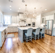 https://st.hzcdn.com/fimgs/pictures/kitchens/elegant-new-home-construction-toulmin-cabinetry-and-design-img~8f81acf608efc720_9412-1-724285a-w182-h175-b0-p0.jpg