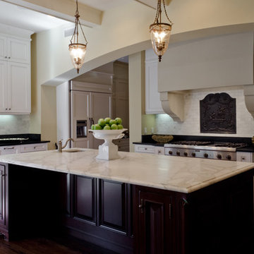 Elegant Terrell Hills Kitchen