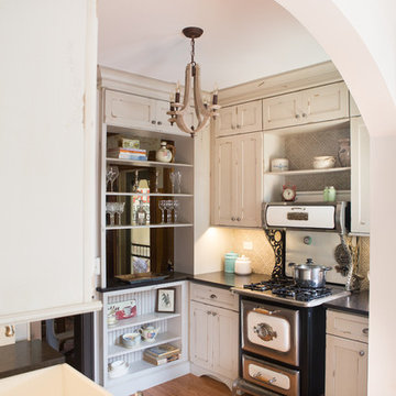 Elegant Victorian Kitchen