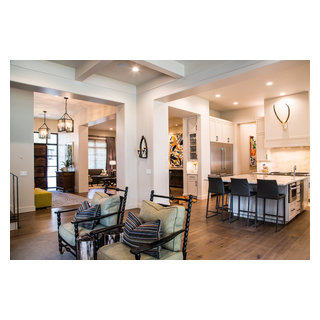 Elton Lane - Kitchen - Austin - by Roost Custom Homes, LLC | Houzz