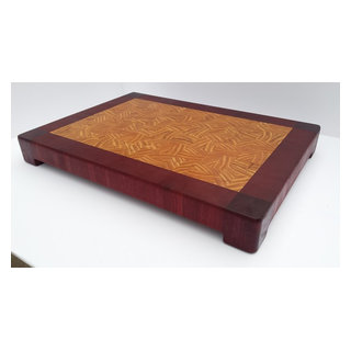 https://st.hzcdn.com/fimgs/pictures/kitchens/end-grain-honey-locust-xl-cutting-board-the-custom-cutting-block-img~b5f10005081277a0_4729-1-01352d1-w320-h320-b1-p10.jpg