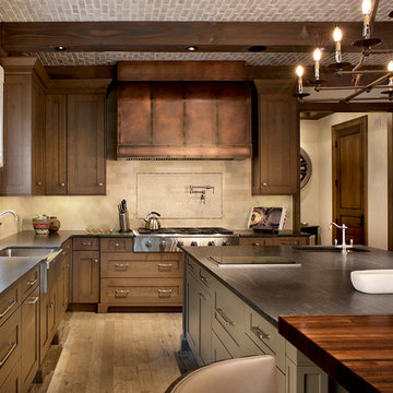 Englewood Colorado Mountain Style Kitchen