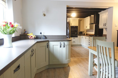 This is an example of a country kitchen in Cambridgeshire.