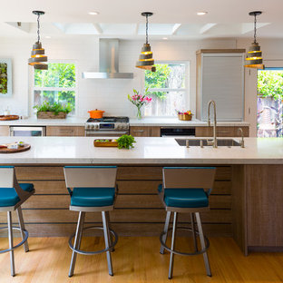 Entertainer's Island - An Aptos Modern Ranch Style Remodel