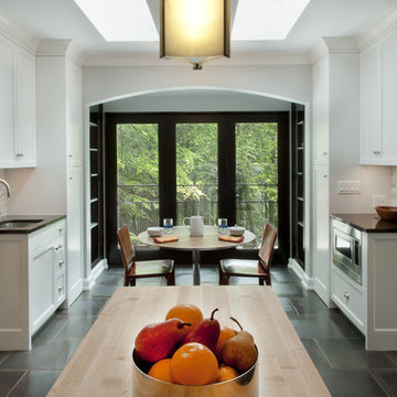 European Influence - Contemporary Style