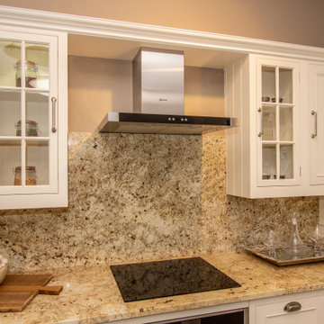 Ex Display Kitchen, Harvey Jones Original In Frame Run, Dresser & Butchers Block