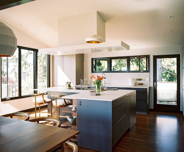 Modern Kitchen by Brian David Roberts | Interior Planning & Design