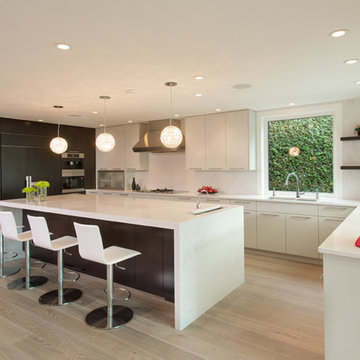 Expansive Kitchen For Entertaining