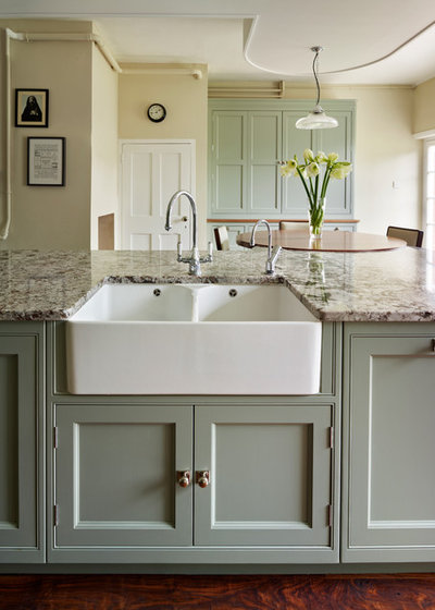 Traditional Kitchen by Davonport Kitchen & Home