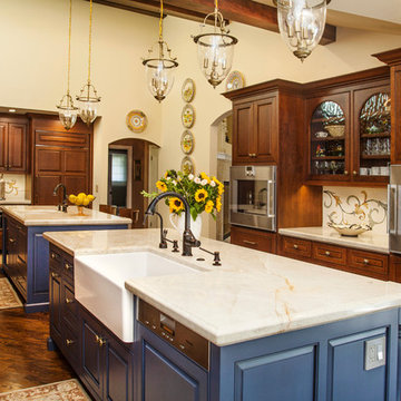 Fancy Tuscan Country Kitchen