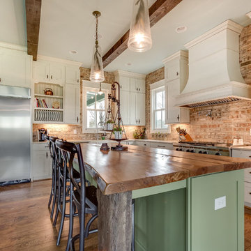 FARM HOUSE LIVING
