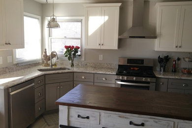 Example of a country kitchen design in Indianapolis