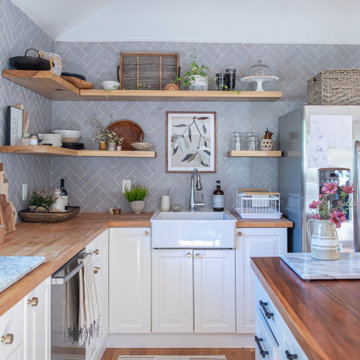 Farmhouse Kitchen Backsplash Tile in Grey Glazed Brick