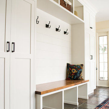 Farmhouse mudroom and entry