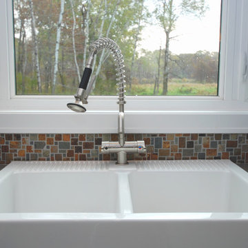 Farmhouse Sink & Faucet