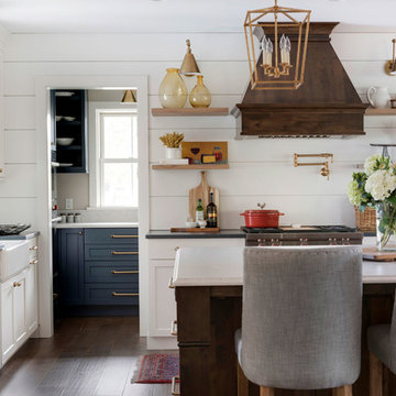 Farmhouse Transitional Kitchen