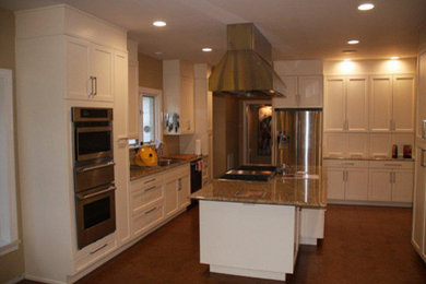 Inspiration for a timeless kitchen remodel in Raleigh