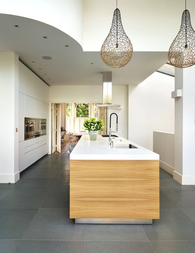 22 Beautiful White and Wood Kitchens | Houzz UK