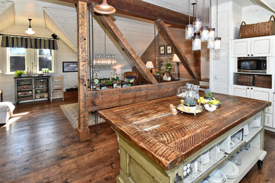 Inspiration for an industrial kitchen remodel in Minneapolis