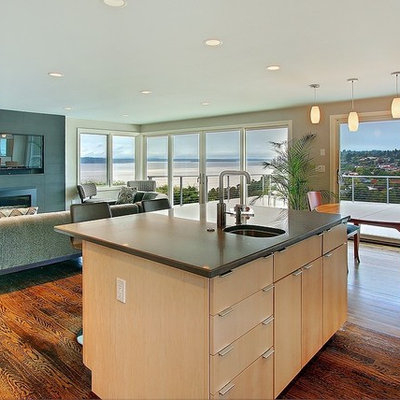 Inspiration for a contemporary open concept kitchen remodel in Seattle