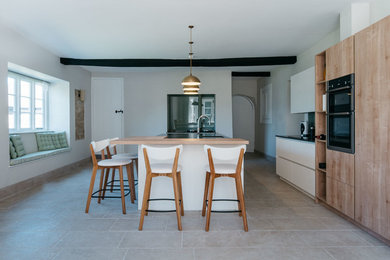 This is an example of a contemporary kitchen in Buckinghamshire.