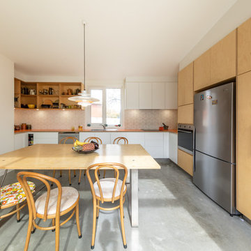 Finniss House
