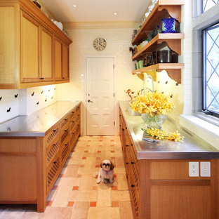 Flower and Dog Grooming Room