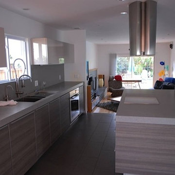 Foster City Modern Kitchen