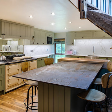 Framed Painted Shaker Kitchen