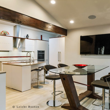 Frank Lloyd Wright Mid Century Kitchen Newton