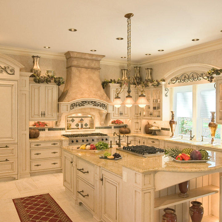 Colonial Kitchen | Houzz