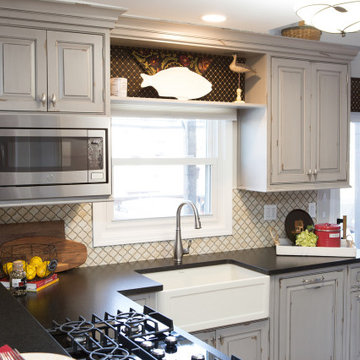 French Country Kitchen in Buffalo Grove