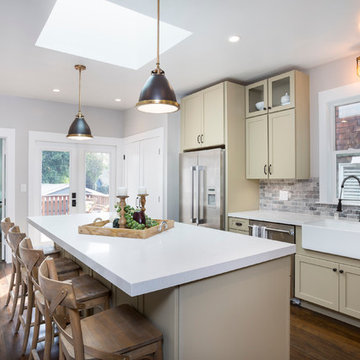 Fresh & Modern Interpretation of a 1915 Craftsman