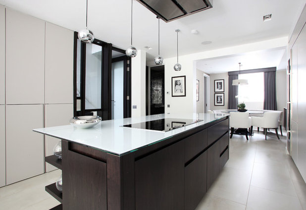 Contemporary Kitchen by Alex Maguire Photography