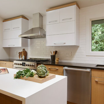 Function & Style: Modern Kitchen Redesign