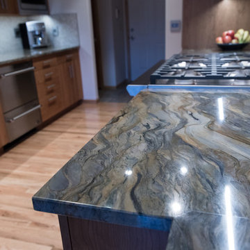 Fusion quartzite with cherry cabinetry