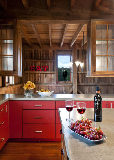 Farmhouse Kitchen by Blackburn Architects, PC
