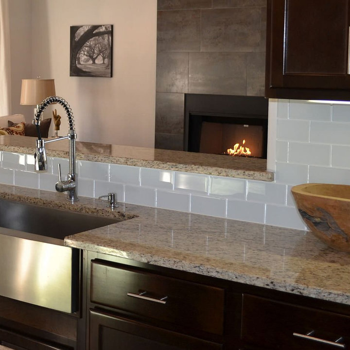 Glass Tile Backsplash Photos & Ideas Houzz