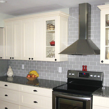 Grey Glass Tile Backsplash Houzz, Light Gray Kitchen Backsplash Tile