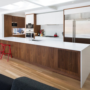Glencoe Modern Glass House