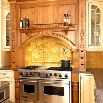 Glenmore Traditional Kitchen