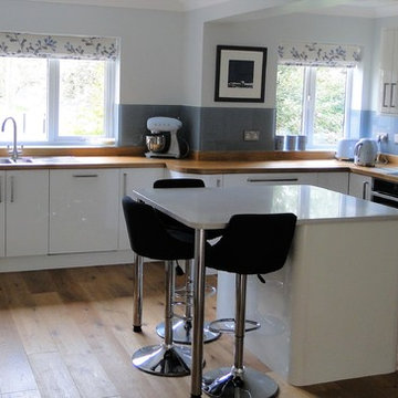 Gloss White Kitchen Panoramic View