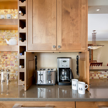 Golden Kitchen