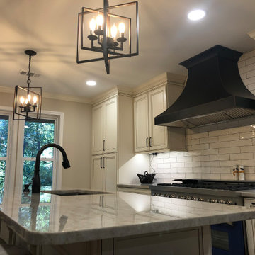 Gorgeous East Cobb Kitchen in Chimney Springs!