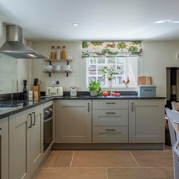 Grade II Listed Cottage:  Kitchen