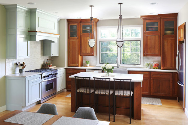 Craftsman Kitchen by Copper Acorn Interior Design Studio