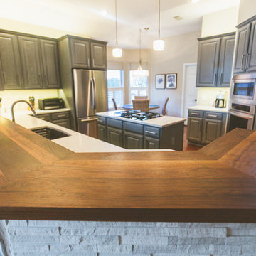 Gray Cabinets Transform a Texas Kitchen