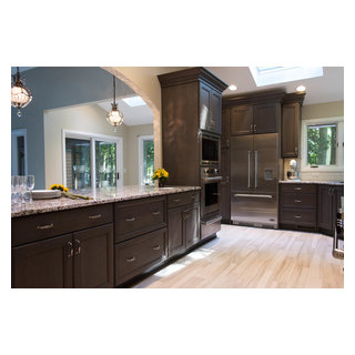 Great Lakes Kitchen - Transitional - Kitchen - Cleveland - by Studio 76 ...