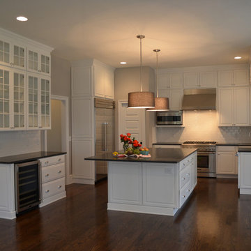 Great Room - Kitchen & Wine Bar
