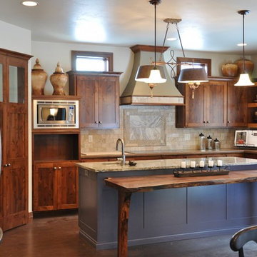 Green Bay Kitchen for Showcase of New Homes by Prestige Custom Cabinetry & Millw